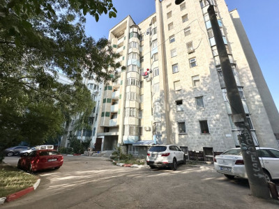 Apartament de tip studio, Botanica, str. Cuza Vodă, în spate la Toamna de Aur.