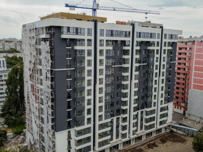 Apartament cu 2 camere și living în bloc nou, 71,50 mp, variantă albă.