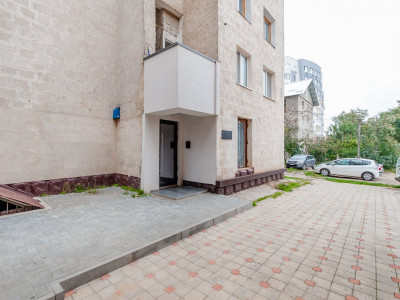 Vânzare apartament cu 1 cameră cu reparație euro, Botanica, Cuza Vodă.