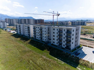 Apartament cu 2 camere de vânzare, 59,54 mp, Tractorul, Brasov.