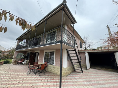 Vanzare casa individuală în Bardar, 120 mp + 14 ari. 