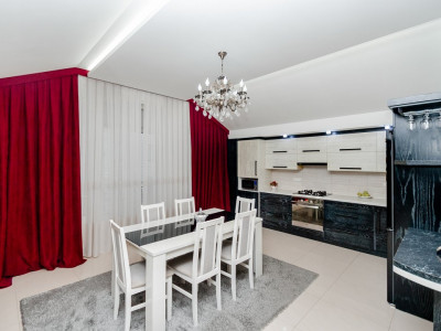 Vinzare apartament cu 2 camere + living, Durlesti, 118 mp.