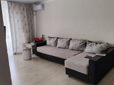 Apartament de vanzare cu 3 camere, 57 mp, Botanica, Chișinău.