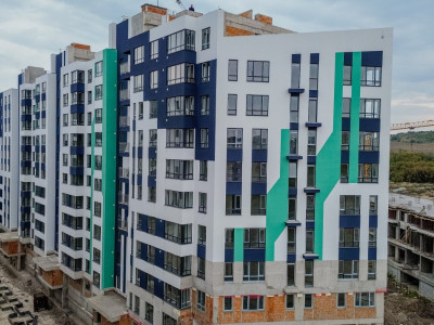 Apartament cu 1 cameră și living în bloc nou la Poșta Veche!