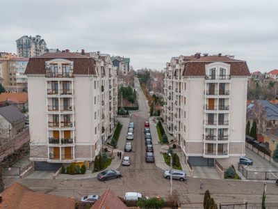 Квартира с 2 комнатами, панорамным видом на парк! Телецентр, ул. Чокырлией.