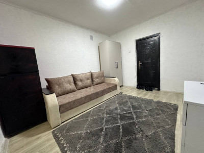 Buiucani, Calea Ieșilor, apartament de tip studio cu reparație euro.