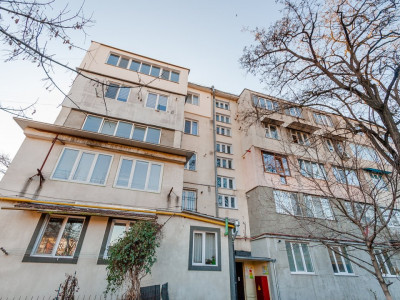 Apartament cu 2 camere. Buiucani. Autonoma. Euroreparație. Lîngă Flacara.