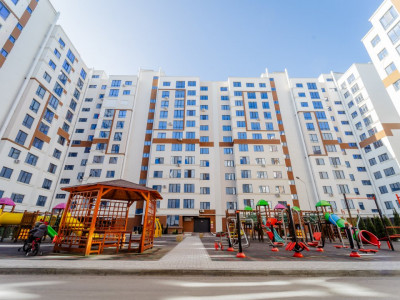 Apartament cu 2 camere, 64 mp, Ciocana, Mircea cel Bătrân, Chișinău.