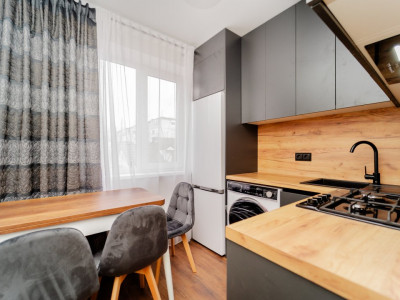 Apartament cu 1 camera și living, reparație euro, Buiucani, str. Paris. 