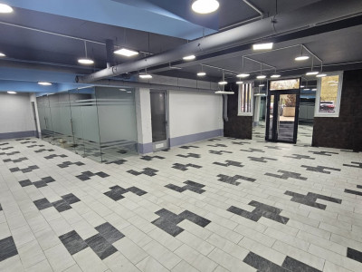 Vânzare spațiu comercial de 465 mp, nou și modern! 