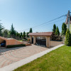 Casă spațioasă de vânzare în Dumbrava, 460 mp+8 ari. thumb 6
