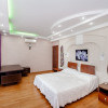 Casă spațioasă de vânzare în Dumbrava, 460 mp+8 ari. thumb 21