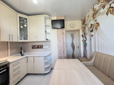Vanzare apartament cu 2 camere în bloc nou, Sîngera. 