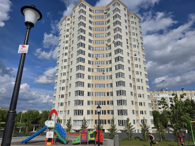 Продажа квартиры с 4 комнатами на 2 уровнях с террасой - Чеканы, Джинта Латинэ