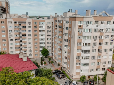 Продается 1-комнатная квартира в новостройке, Ботаника, Диминеций.