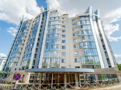Vânzare apartament cu 1 cameră+living, Coliseum Palace, lângă parcul Afgan!