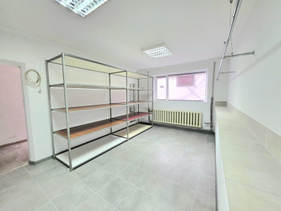 Spre vânzare spațiu comercial, Botanica, str. Hristo Botev.