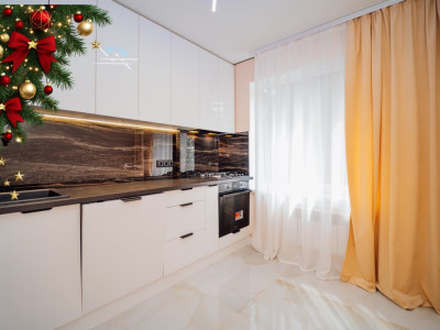 Apartament cu 3 camere de vanzare, Buiucani, Alba Iulia.