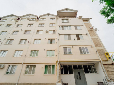 Apartament In 2 nivele cu reparatie,  or. Ialoveni