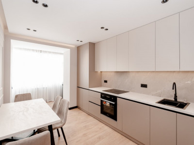 Apartament de vanzare cu 3 camere + living, Ion Buzdugan, ExFactor.