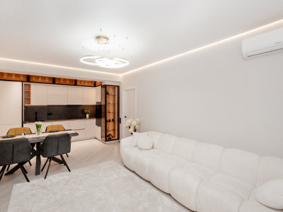 Apartament cu 2 camere+living, în complexul Artima, Inamstro.