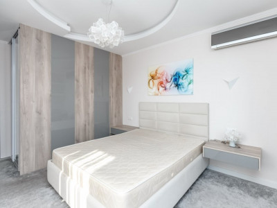 Продажа 2-комнатной квартиры в Центре, ул. Лев Толстой.