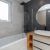 Vânzare apartament cu 2 camere + living  thumb 9