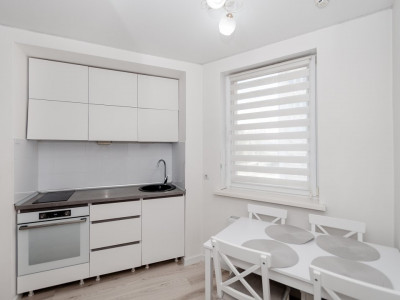 Botanica, Apartament cu 2 camere, Bloc Nou, Euroreparat, Dat in Exploatare!