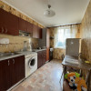 Vanzare apartament cu 3 camere, încălzire autonomă, Ialoveni, str. Păcii. thumb 3