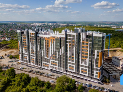 Apartament cu 1 cameră + living în complexul Estate SunRise.