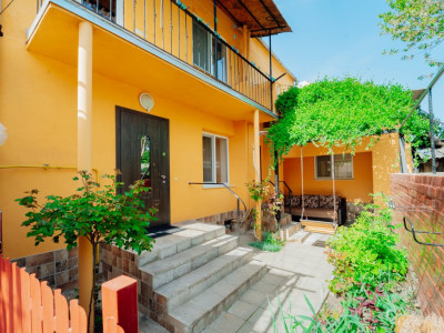 Spre vânzare casă divizată în 2 apartamente, Ultracentru, M. Kogălniceanu.