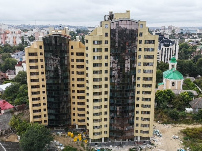 Centru, str. Petru Rareș, apartament cu 3 camere, bloc nou, variantă albă. 