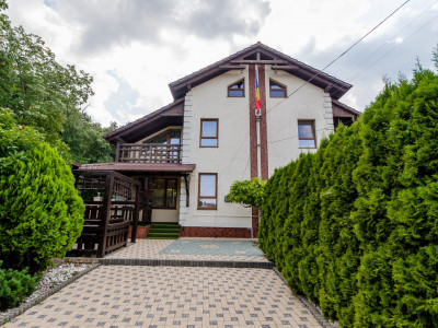 Duplex în 2 nivele, 155 mp +2 ari, Dumbrava, lângă pădure!