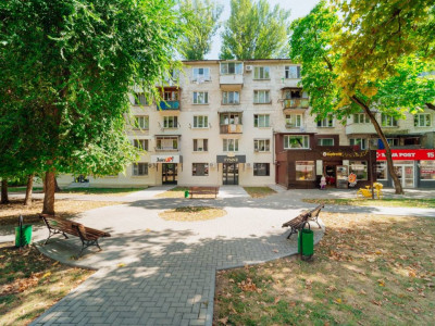 1-комнатная квартира в 3 минутах от рынка Флакэра.