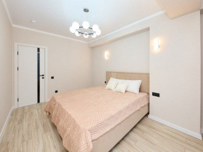 Botanica, str. Ghica Vodă 5 - apartament modern cu 2 camere + living.