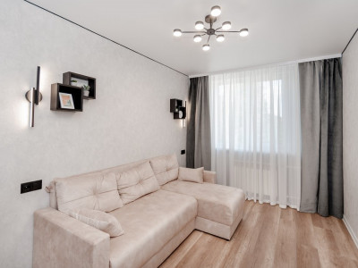 Apartament cu 3 camere, Flacăra 