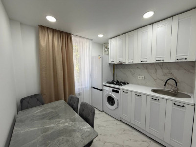 Квартира на продажу с 3 комнатами, Рышкановка, ул. Тудор Владимиреску.