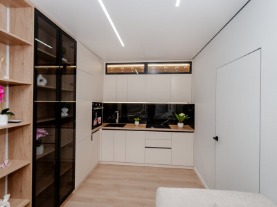 Complexul Ioana Radu, apartament de vânzare cu 2 camere +living.