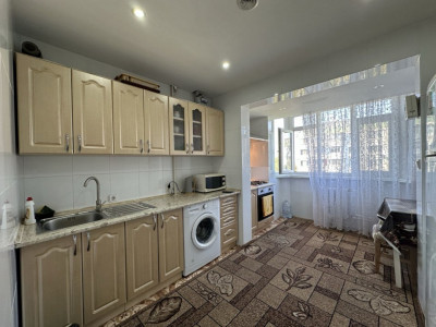 Apartament cu 2 camere în sect. Buiucani, str. Liviu Deleanu.