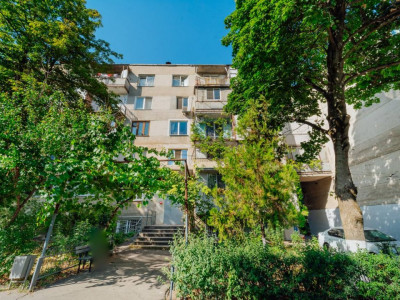 Vânzare apartament cu 3 camere, încălzire autonomă – Râșcani, str. Matei Basarab
