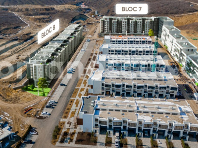 Vanzare apartament cu 3 camere, 90 mp, Hora Village.
