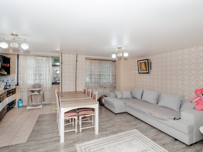 Apartament cu 2 camere + living de vanzare, Telecentru, str. Drumul Viilor.