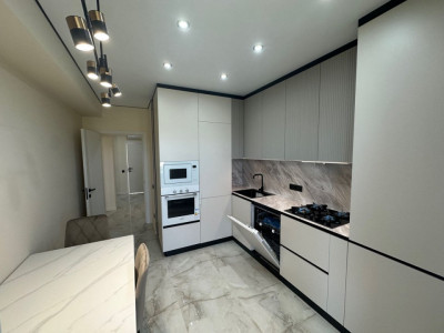 Apartament cu 3 camere,  Botanica,  Sky House!