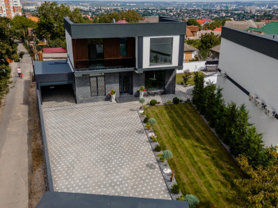 Дом в стиле Hi-Tech, белый вариант, 260 кв.м + 6,30 сотки, Дурлешты.