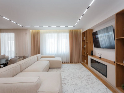 ExFactor, Mircea cel Batrân, современная квартира с 2 спальнями + гостиная.