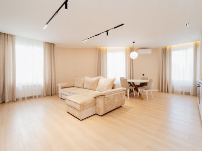 Se vinde apartament în complexul Newton House 