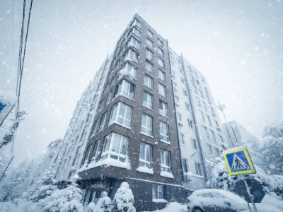 Vânzare apartament cu 2 camere+living, Buiucani, Vissarion Belinski.