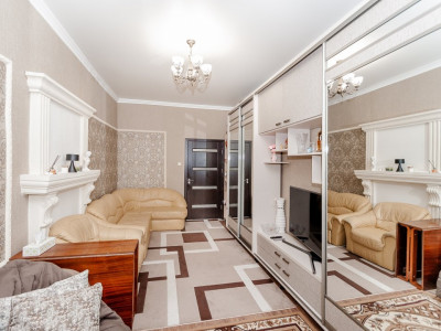 Centru, str. Vasile Alecsandri, apartament cu 1 camera la sol + parcare.