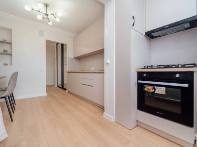 Vânzare apartament cu 3 camere, Buiucani, Onisifor Ghibu, seria MS.  