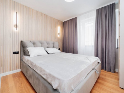 Apartament de vanzare cu 2 camere + living, Centru, Ismail 102/3. 